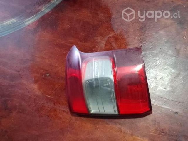 Foco trasero Chevrolet Montana