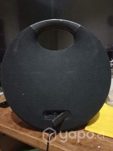 Harman kardon onyx studio 6