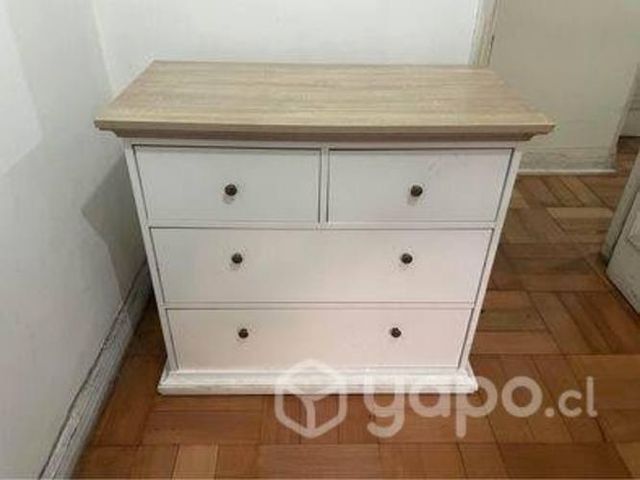 Cómoda blanca con cubierta café