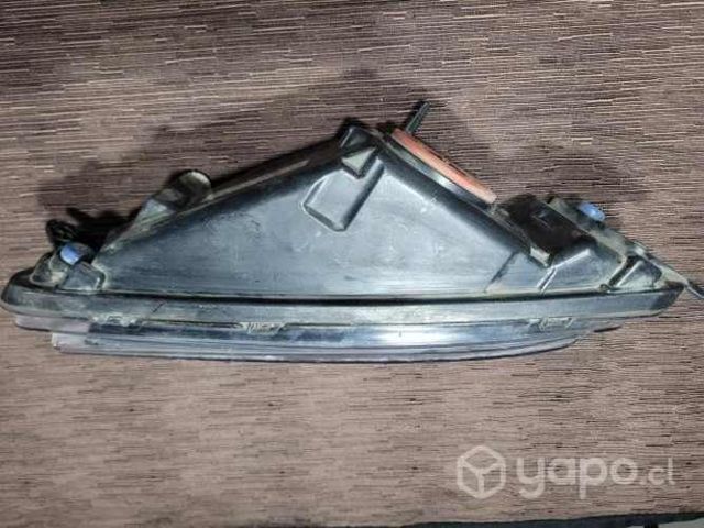 Neblinero izquierdo volkswagen amarok