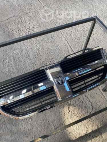 Mascarilla dodge journey