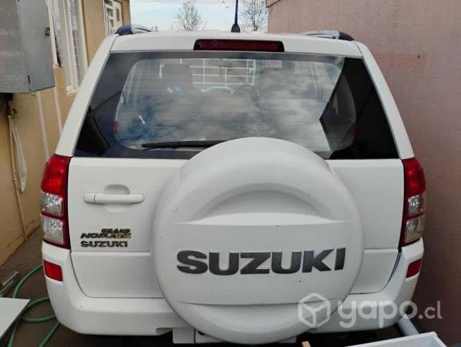 Suzuki grand nomade 2010