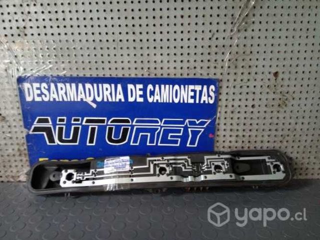 Porta ampolleta tra izq Ford transit 2018