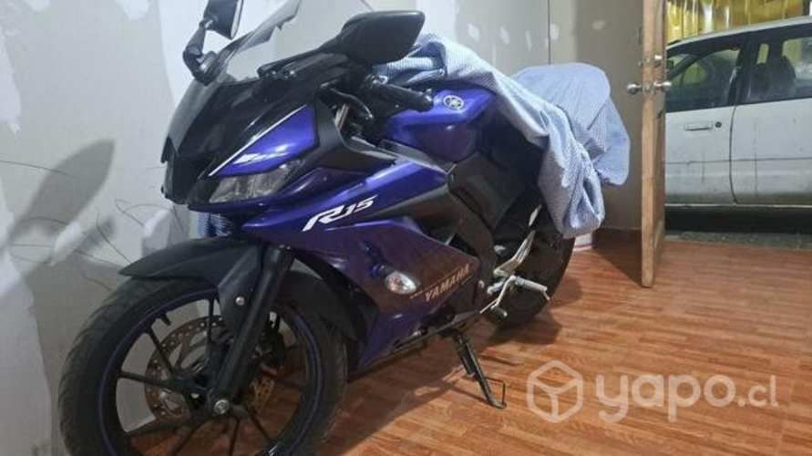 Yamaha R15