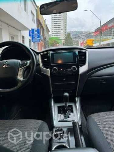 Mitsubishi l200 dakar 4x4