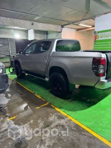 Mitsubishi l200 dakar 4x4