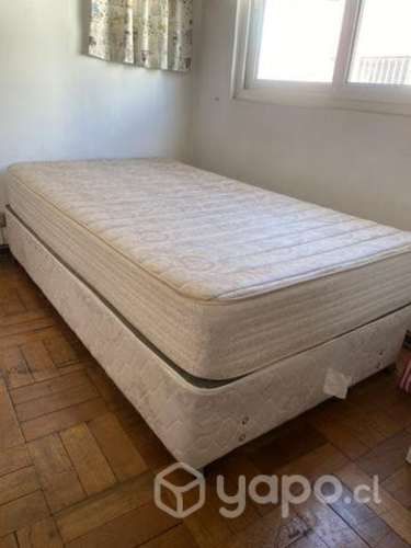 Cama plaza y media con ruedas