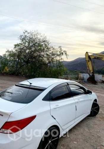 Hyundai accent 2017 impecable