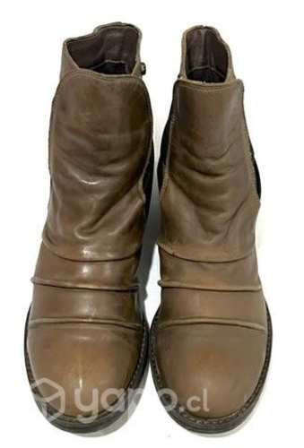 Botín 100% Cuero Marca Alaniz N*35 Café