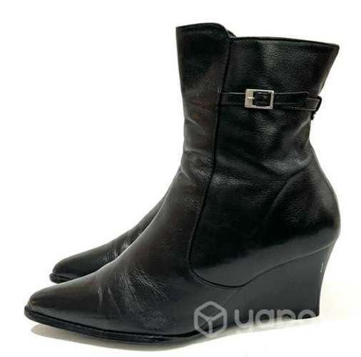 Botín Taco Chino 100% Cuero Marca Carrano N*40