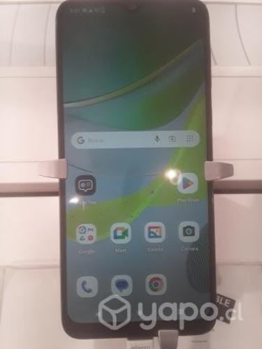 Teléfono celular NUEVO Motorola e13