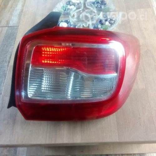 Foco Renault simbol trasera derecha