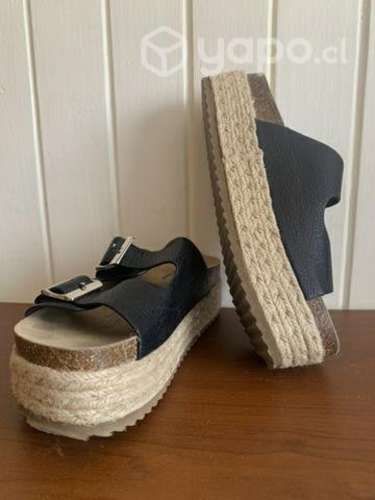 Sandalias/ chalas