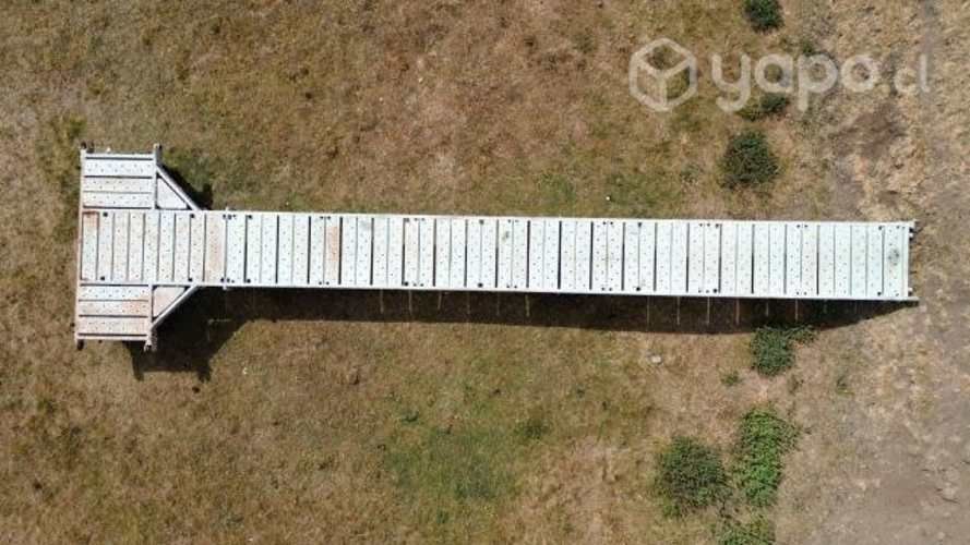 Muelles fijos y flotantes de acero galvanizado