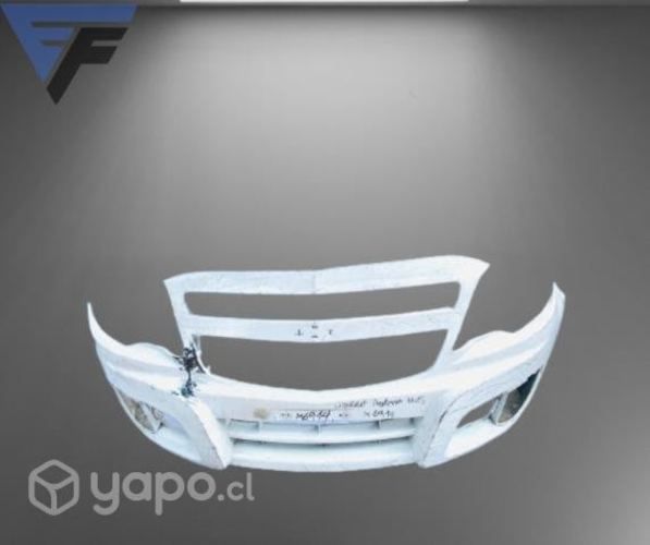Parachoque delantero chevrolet montana