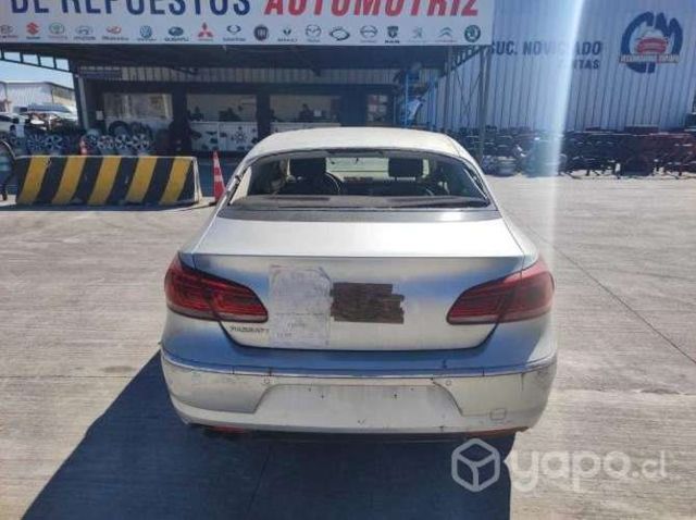 Maleta volkswagen passat 2013