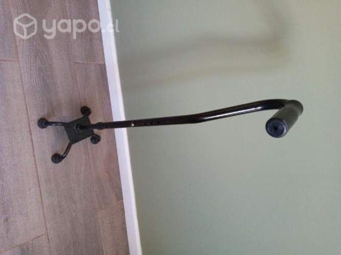 Bastón de cuatro patas