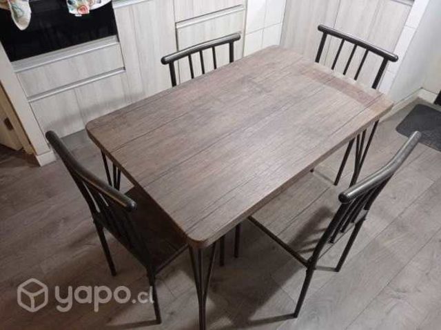 Mesa comedor + 4 sillas