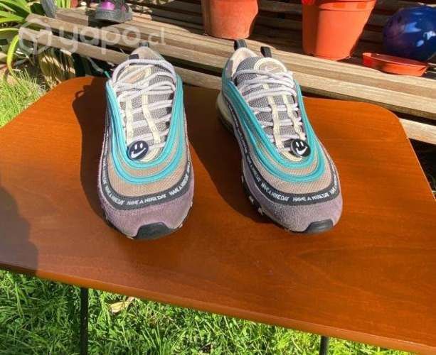 Nike Air Max Have a Nike Day