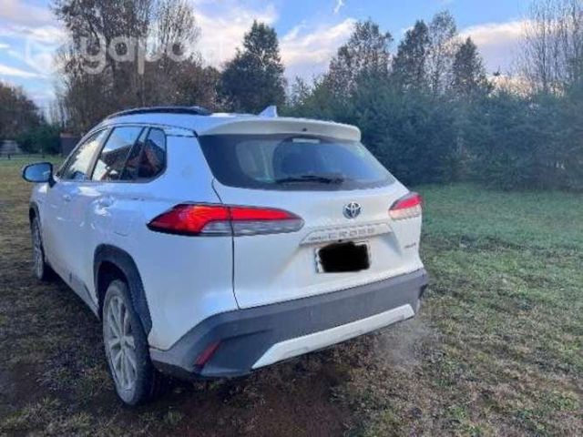 Corolla Cross híbrido, versión full