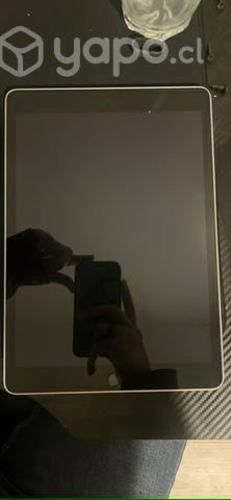 IPad 9 con accesorios + AirPod pro2