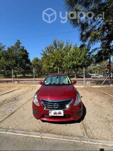 Nissan versa 2016