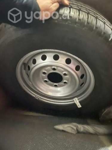 Neumatico Pirelli mas llanta Nueva 255/70 R16 109H