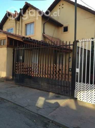 Se vende Casa en Parque central en Quilicura