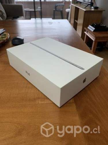 IPad Sexta Generacion 13.7 A1893 32gb