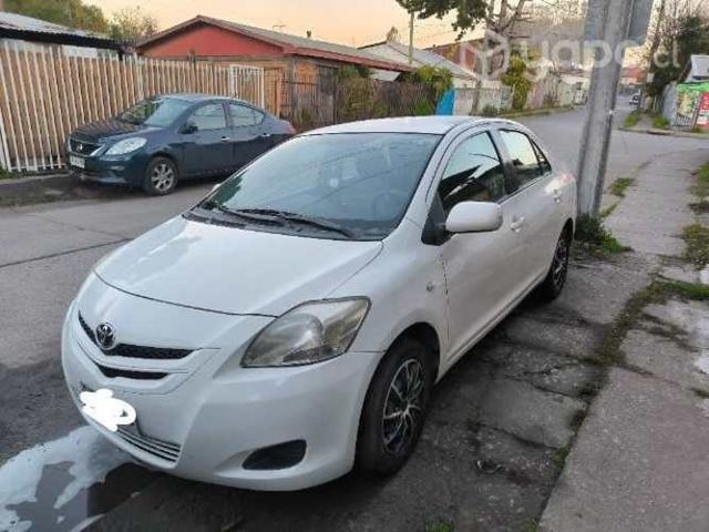 Se vende Toyota Yaris 2008