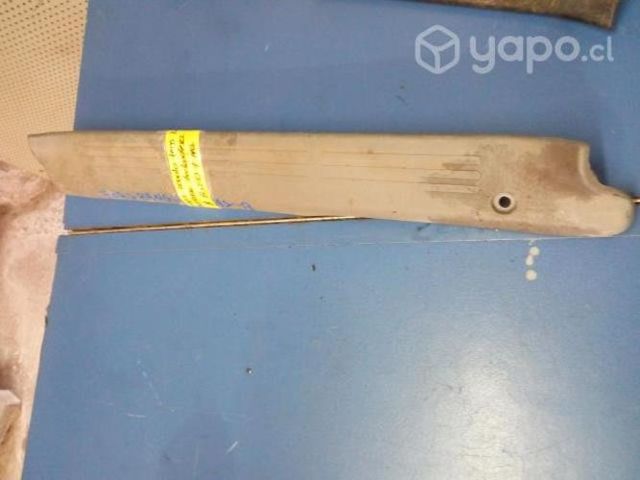 Cubre zocalo trasero derecho Ford Ranger Tailandes