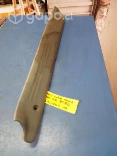 Cubre zocalo trasero izquierdo Ford Ranger 2007-12