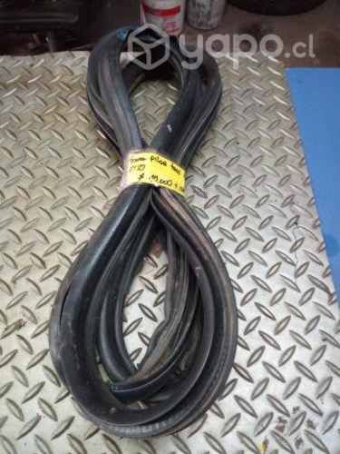 Goma pilar puerta tras izq Ford Ranger 2007-12 Tai