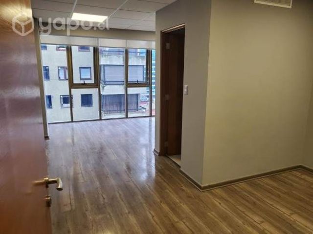 Oficina Edificio Uno-K pasos de Av.Alemania