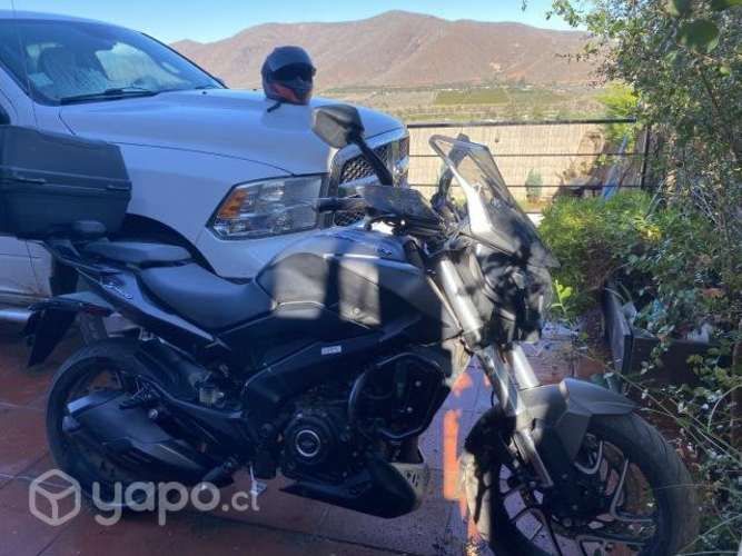 DOMINAR 400cc año 2022