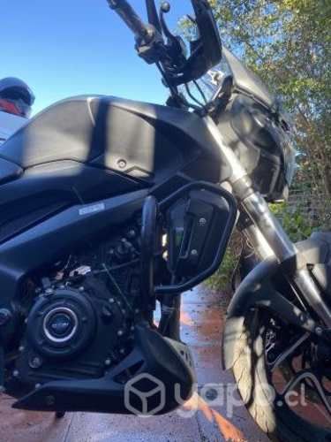DOMINAR 400cc año 2022
