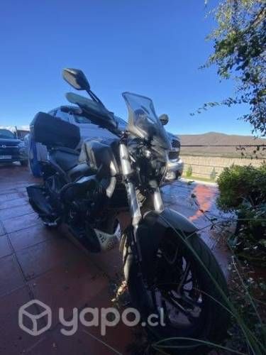 DOMINAR 400cc año 2022