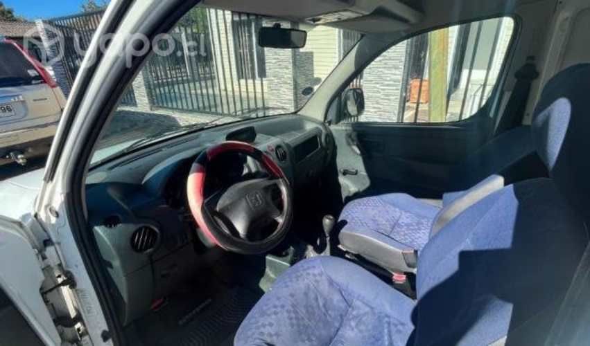 Peugeot partner 2011