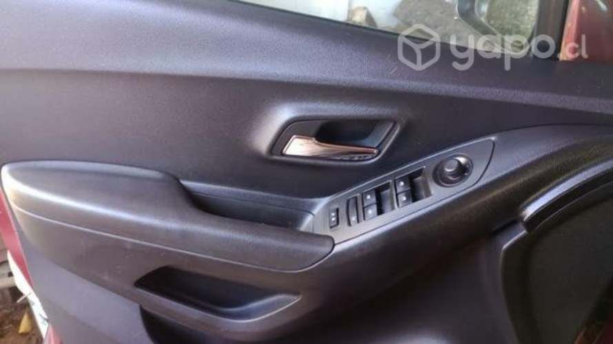 Se vende Chevrolet tracker 2015