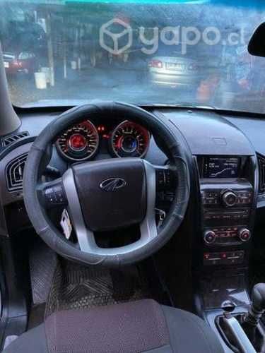 MAHINDRA se vende por no uso 