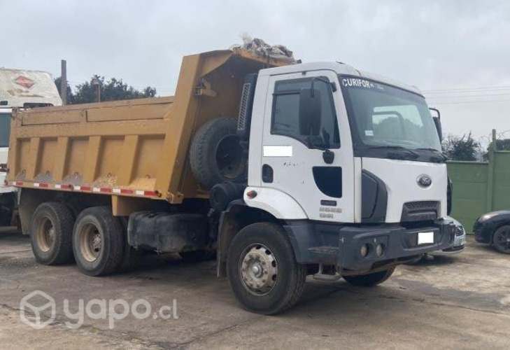 Camion Fort Cargo 2628 6x4 año 2012