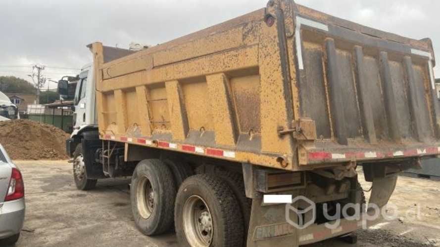 Camion Fort Cargo 2628 6x4 año 2012