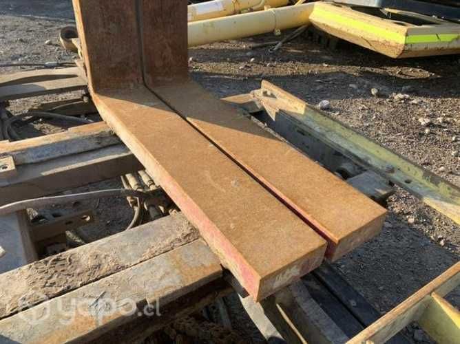 Orquilla a de grúa para 7 toneladas impecables