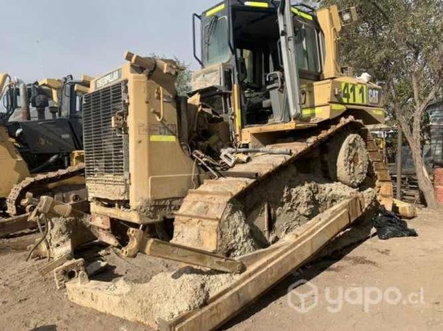 D6T disponemos de juego orugas impecable