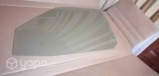 Vidrio puerta izquierda chevrolet monza 1.8