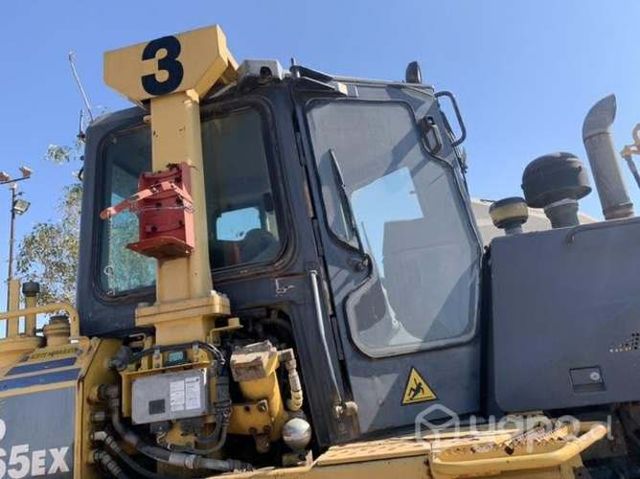 Cabina Buldozer Komatsu impecable estado