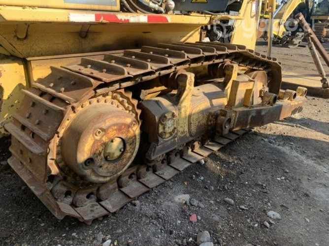 Mandó final Komatsu D65 impecable estado