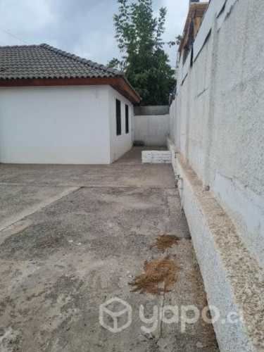 Arriendo casa esquina