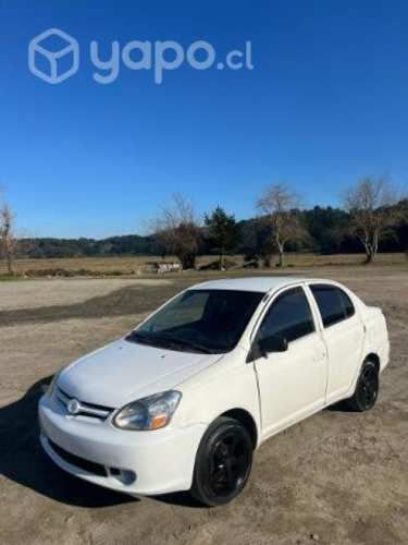 Vendo Toyota Yaris Año 2005