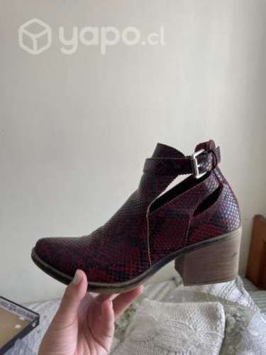 Bellos botines jaspeados